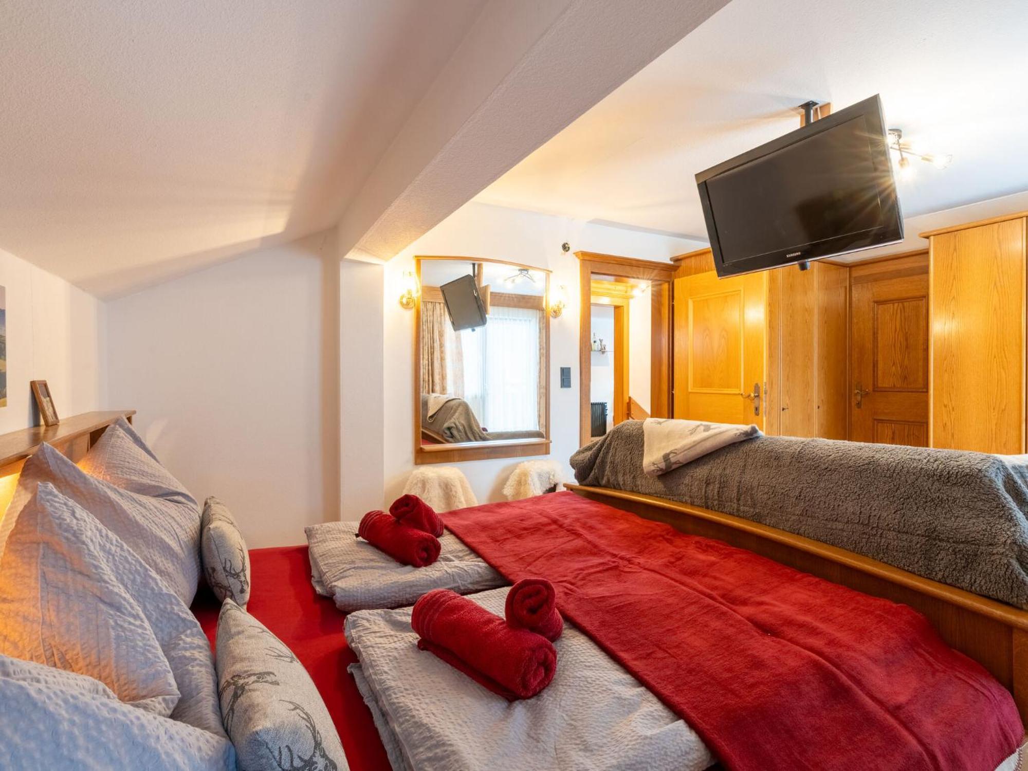 Comfortable Apartment In Salzburger Land Neukirchen am Großvenediger Buitenkant foto